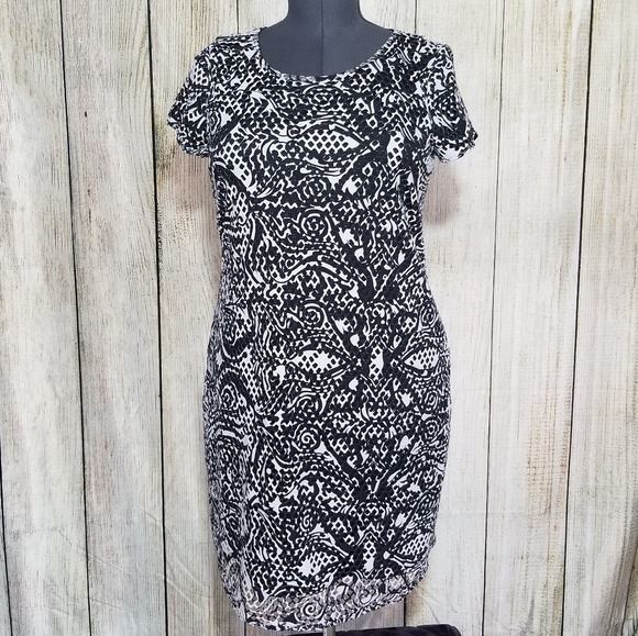Chico's Dresses & Skirts - Chico's black and white short sleeve dress sz 2
